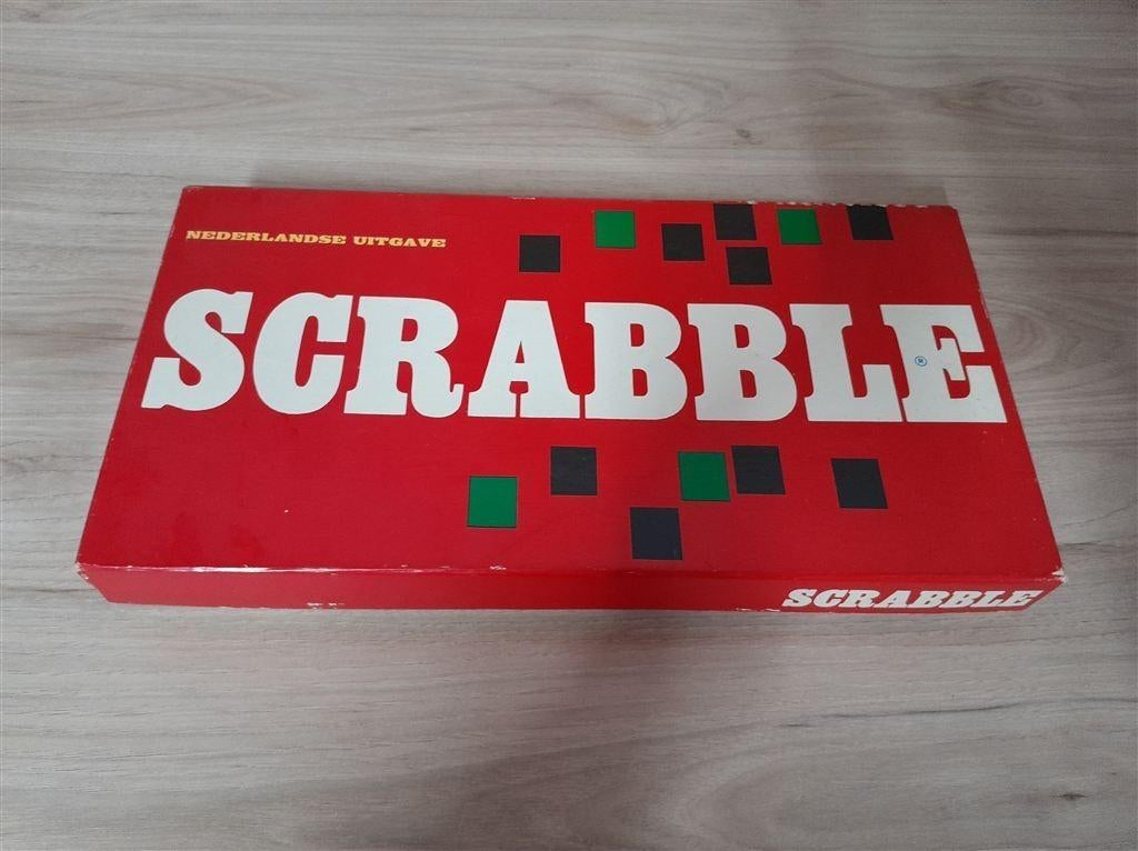 scrabble rode doos houten letters spel [s1242], Hobby en Vrije tijd, Gezelschapsspellen | Bordspellen, Verzenden, Zo goed als nieuw