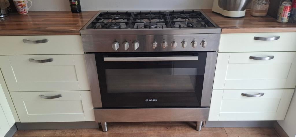 Bosch 90 cm gasstel+oven 6-pits gebruikt vrijstaand, Ophalen, Gebruikt, 60 cm of meer, Gas