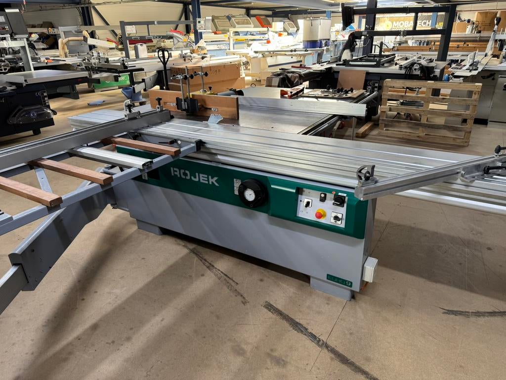 Zeer nette formaatzaag met frees  3200 zaagwagen voorrits, Ophalen