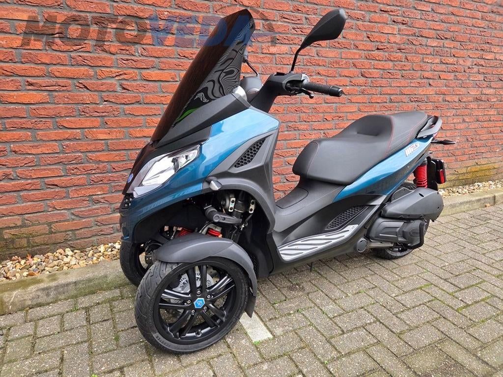 PIAGGIO MP3 300 HPE (bj 2022), Scooter, Onbekend, Onbekend, Minimaal motorrijbewijs A2