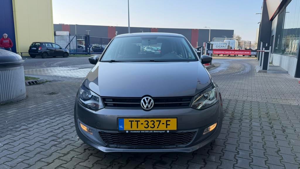 Volkswagen Polo 1.4 16V FSI 63KW 2010 Cruise Apk Nap Airco, Auto's, Voorwielaandrijving, 970 kg, 40 €/maand, 4 cilinders