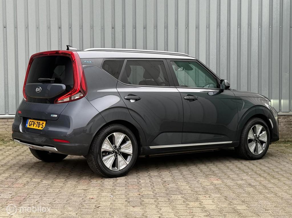Kia e-Soul ExecutiveLine 64 kWh|Stoel/Stuur verw.|H/K|HUD, 1657 kg, Soul, 300 kg, Te koop