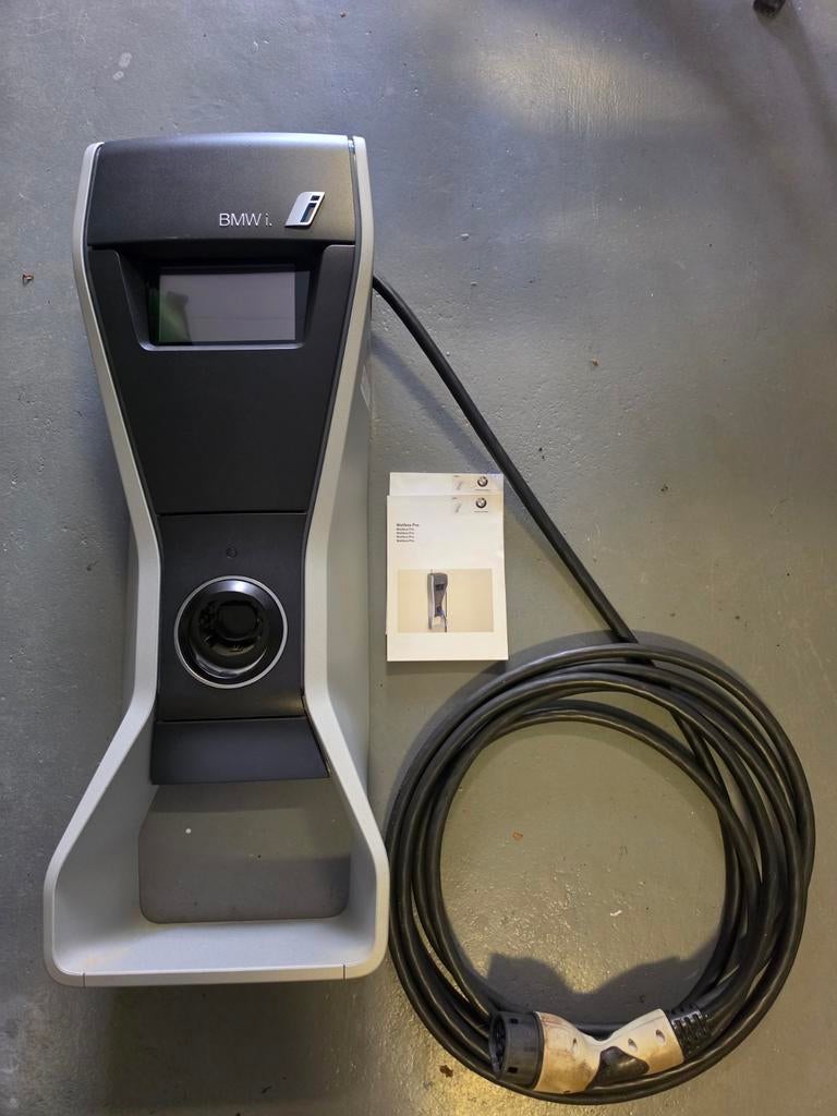 BMW Wallbox Pro 1 fase autolader met 7m laadkabel, Auto diversen, Laadpalen, Ophalen