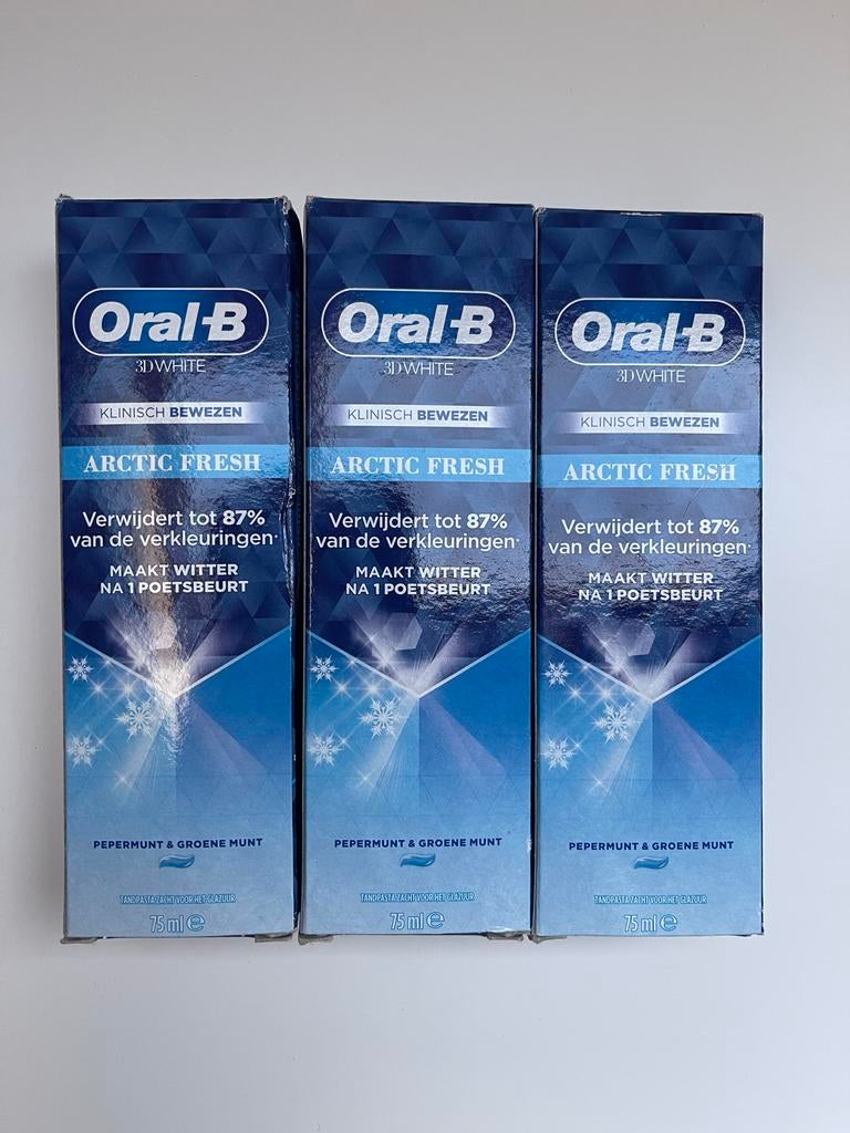 3 tubes Oral-B 3D White Arctic Fresh tandpasta - Nieuw, Sieraden, Tassen en Uiterlijk, Uiterlijk | Mondverzorging, Ophalen of Verzenden