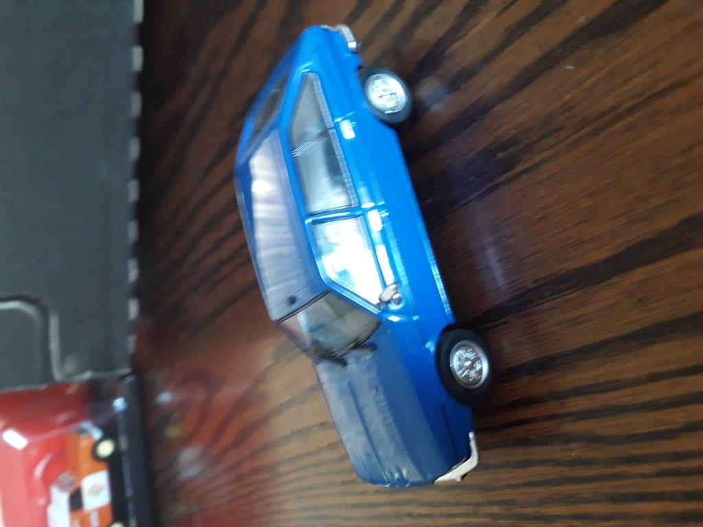 Dacia  2000 ( Roemeense R 20 ) 1/43, Ophalen of Verzenden, Zo goed als nieuw, Auto, Overige merken