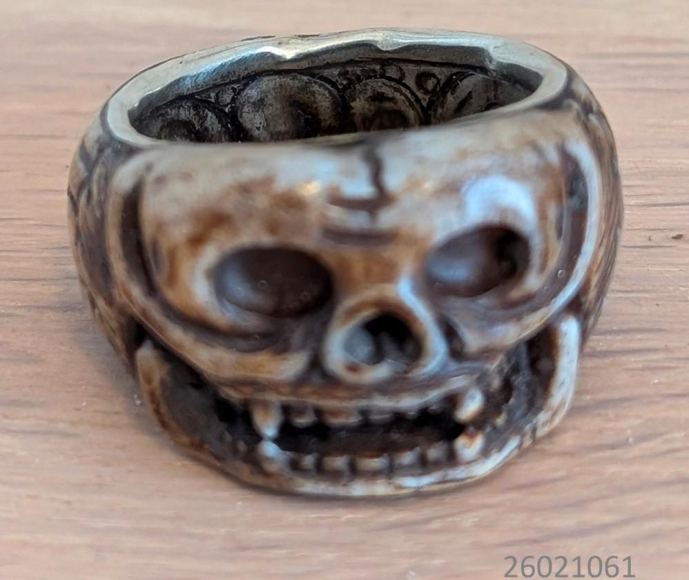 Ring - been / wit metaal, Antiek en Kunst, Ophalen