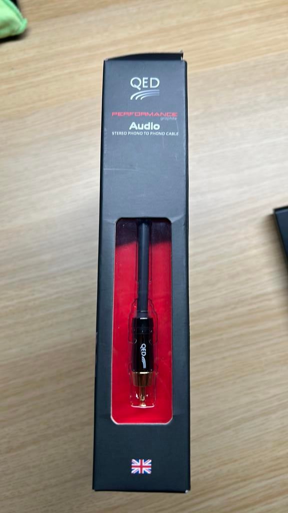 QED graphite 5 meter RCA, Ophalen, Nieuw, 5 tot 10 meter, Interlink-kabel