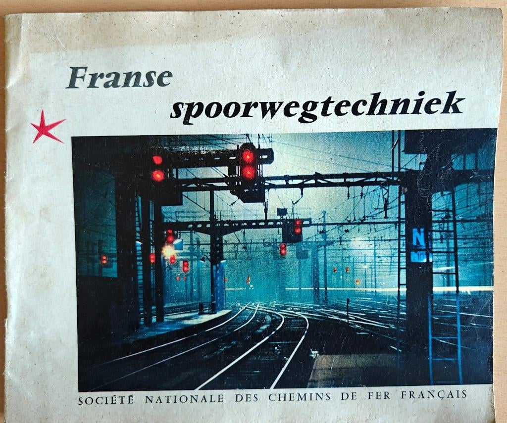 Franse spoorwegtechniek, Verzamelen, Spoorwegen en Tramwegen, Gebruikt, Trein, Boek of Tijdschrift, Ophalen of Verzenden