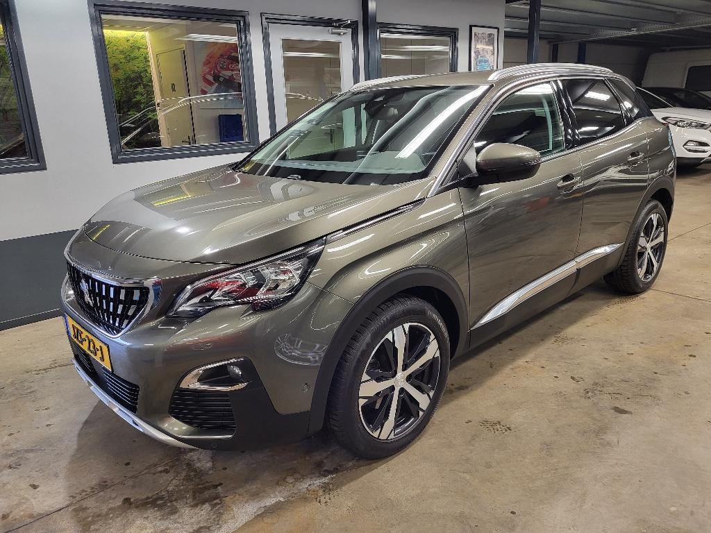 Peugeot 3008 1.2 Pure Tech 130 5-Drs. AUTOMAAT bj.2018, Zwart, Leder, Bedrijf, 3 cilinders