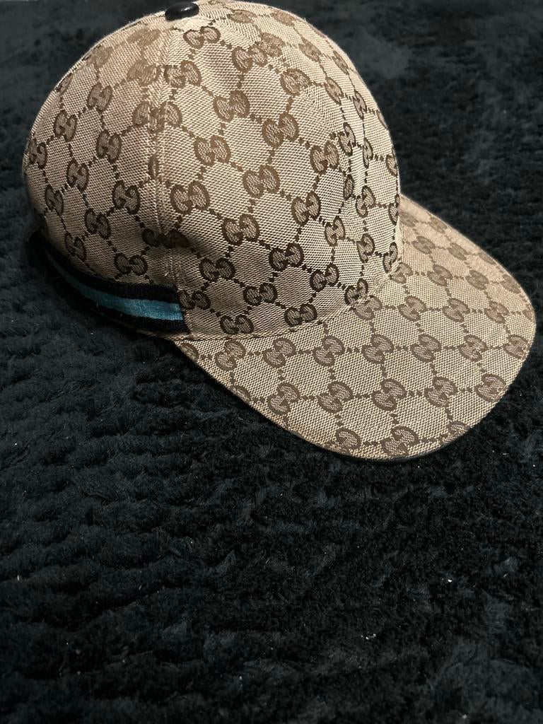 Gucci pet, Kleding | Dames, Ophalen of Verzenden, Zo goed als nieuw, One size fits all, Pet