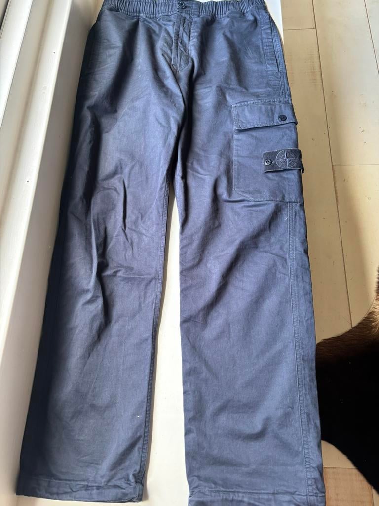 Stone Island – 336F6 Ghost Cargo Trousers, Kleding | Heren, Broeken en Pantalons, Ophalen of Verzenden, Zo goed als nieuw, Overige maten