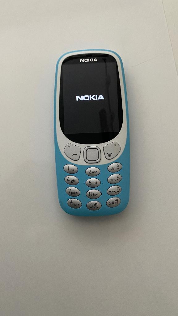 mobiele telefoon, Gebruikt, Blauw, Overige systemen, 3 tot 6 megapixel