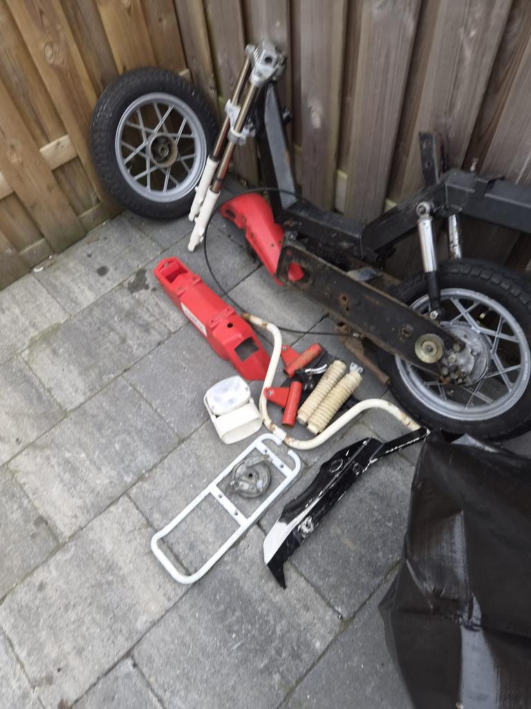 citta zonder kenteken, Ophalen