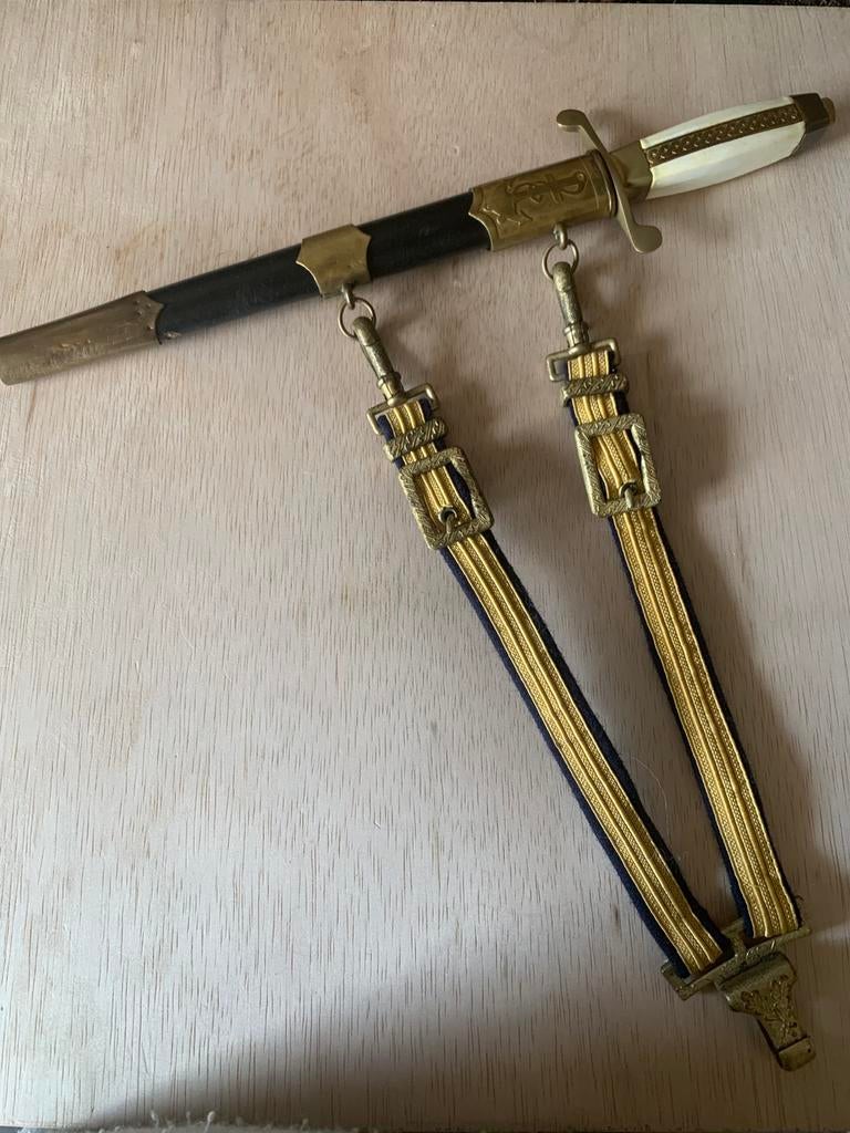 Parade dolk Rusland/DDR plus draagriem, Verzamelen, Ophalen of Verzenden, Landmacht, Duitsland, Mes of Dolk