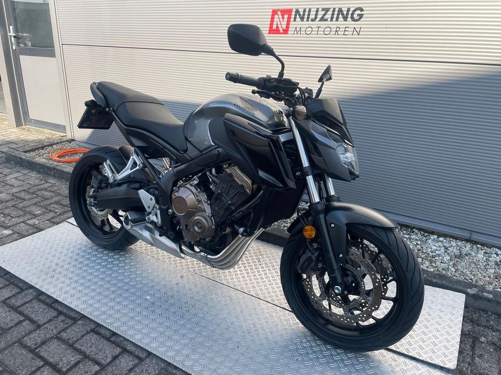 HONDA CB 650 F ABS (bj 2017) - foto 2