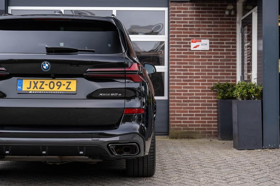 BMW X5 xDrive50e M Sport Pro | Panorama | Comfort Seats | 36, Automaat, Gebruikt, X5, 2395 kg