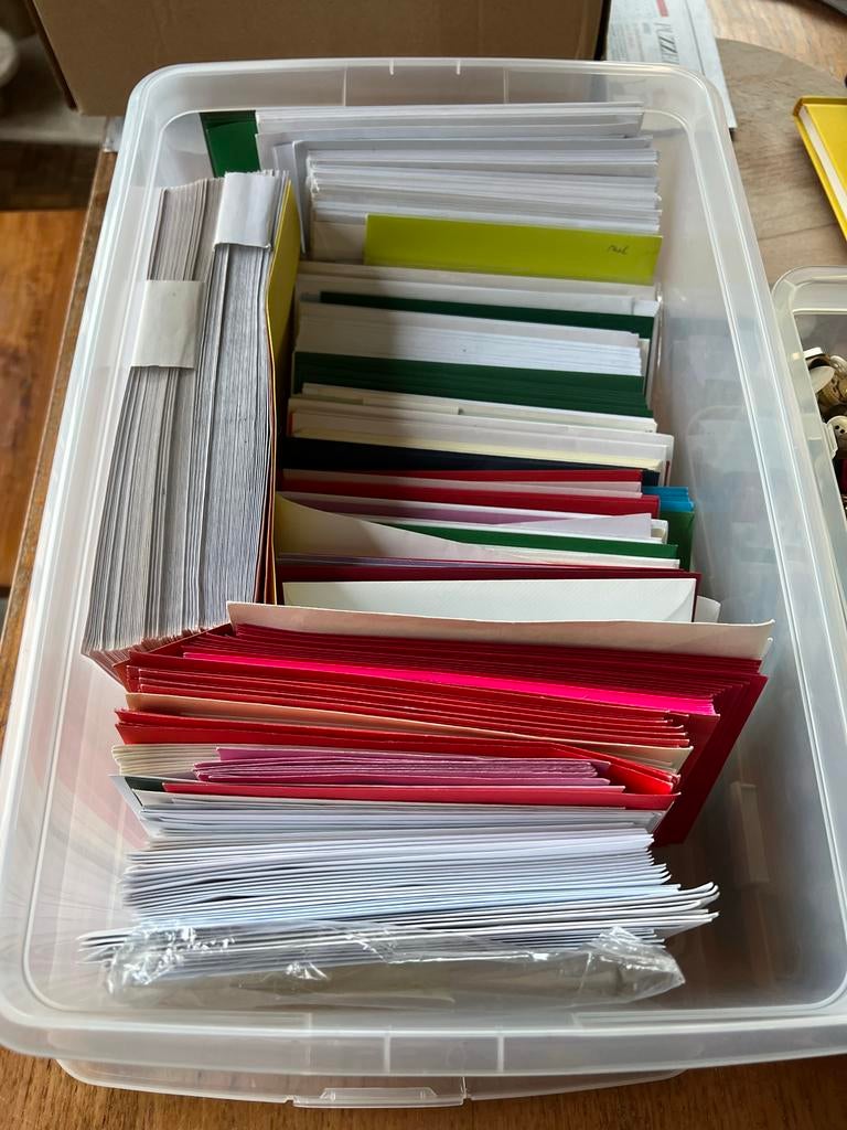 Doos met diverse enveloppen, Ophalen of Verzenden, Envelop