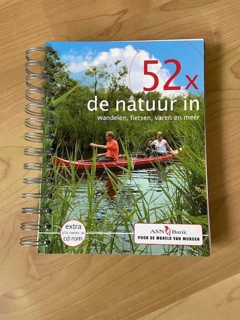 52x de natuur in - M den Hartog - A.M. Meiners, Boeken, Ophalen of Verzenden, Zo goed als nieuw, Natuur algemeen