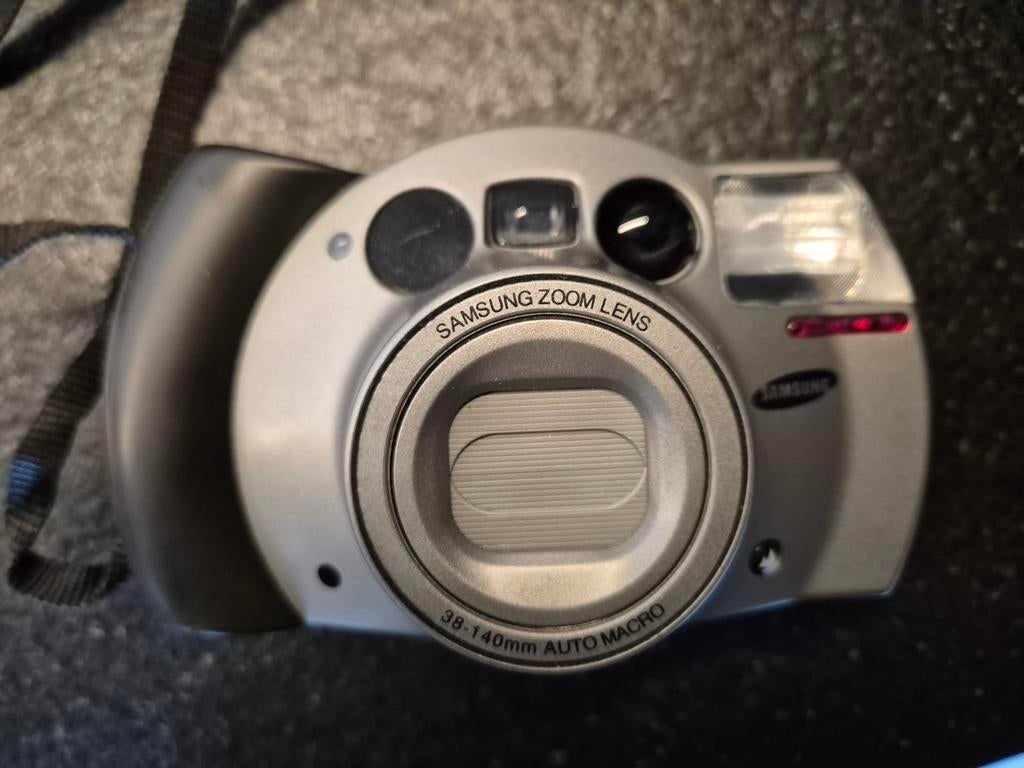 Vintage Samsung fotocamera ECX 1s design by F.A. Porche, Audio, Tv en Foto, Fotocamera's Analoog, Ophalen of Verzenden, Compact