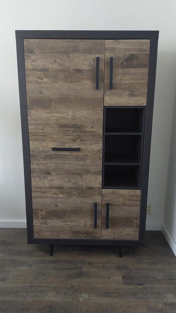 Majestic Bergkast Lamulux Walnoot/Mokka 105x190x48 cm, Ophalen