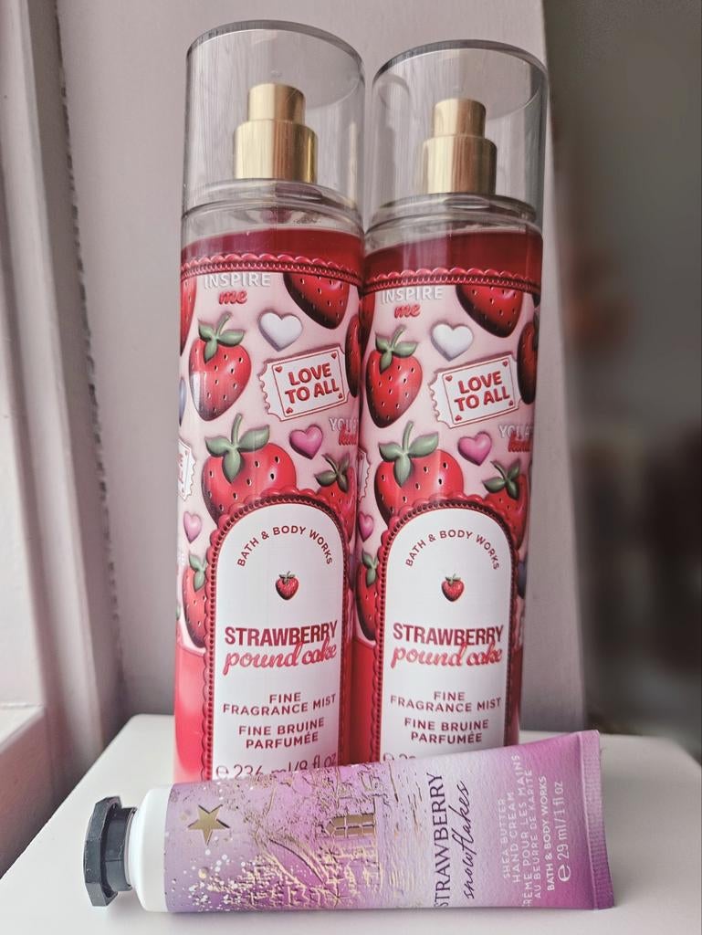 Bath & Body Works Strawberry Pound Cake set + Handcrème, Ophalen of Verzenden, Nieuw