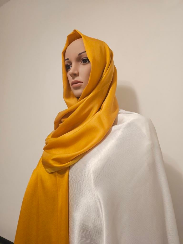 Alvina merk sjaal, Ophalen of Verzenden, Zo goed als nieuw, Maat 46/48 (XL) of groter, Sjaal