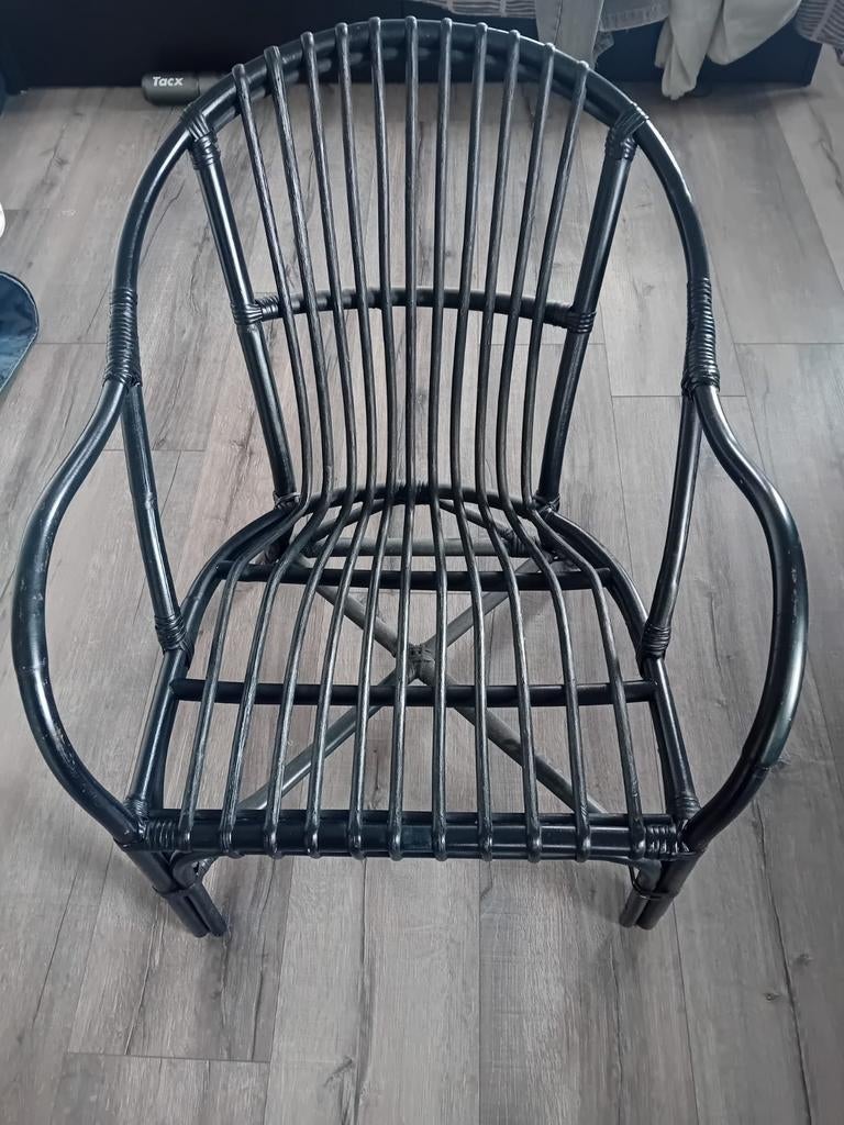 Zwarte rotan stoel - Vintage look, Ophalen, Gebruikt, Zwart, Riet of Rotan