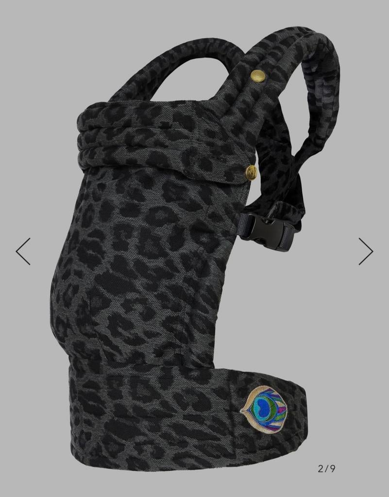Artipoppe Draagzak met Luipaardprint, Buik of Rug, Zo goed als nieuw, Draagzak, Ophalen