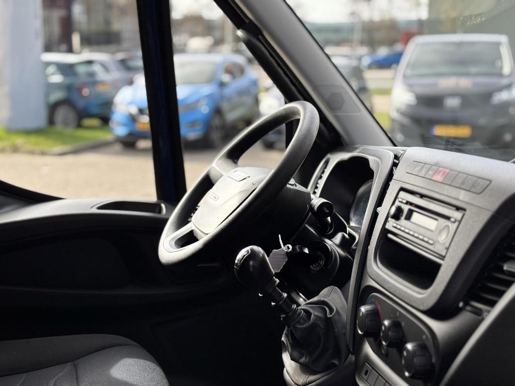 Iveco Daily 35S12V 2.3 352 H2 | 3-zits | Trekhaak | Parkeers, Gebruikt, Euro 6, Iveco, 116 pk