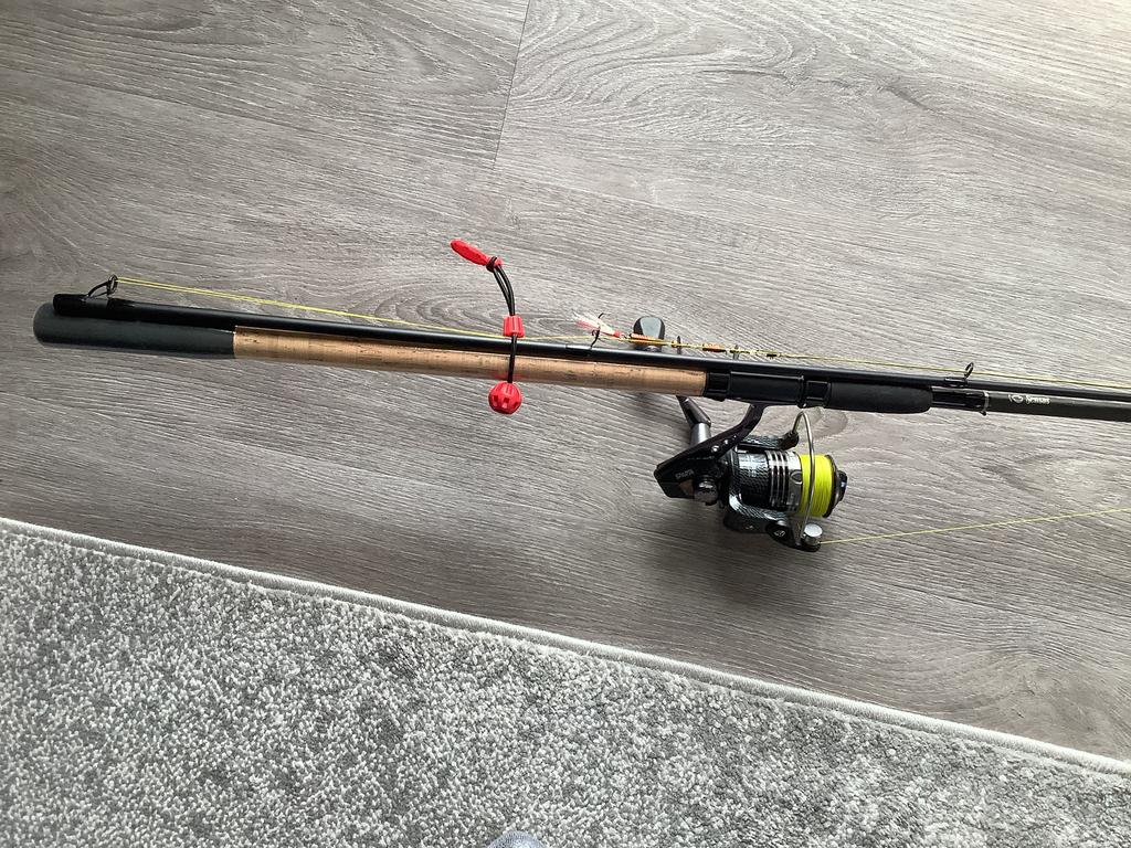 Vishengel sensas met molen balzer en accessoires, Ophalen, Zo goed als nieuw