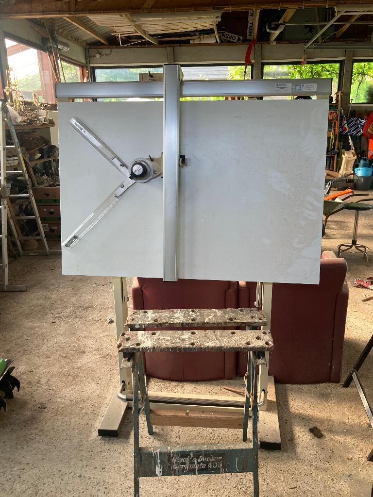 Tekentafel, Ophalen, Gebruikt, 130 tot 150 cm