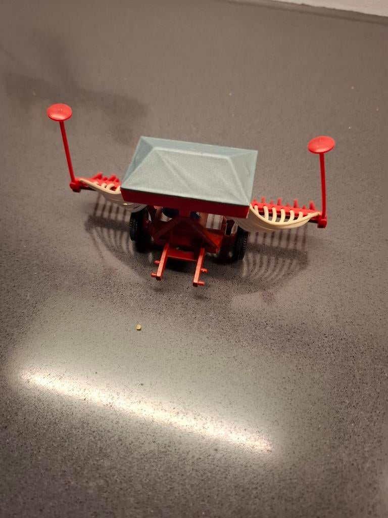 Te koop britians acord zaaimachine, Ophalen of Verzenden, Zo goed als nieuw, Tractor of Landbouw, Britains