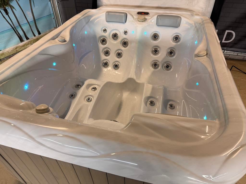 Wellis Mars 3 persoons 2 Ligplaatsen, Gecko besturing, Ophalen of Verzenden, Zo goed als nieuw, Filter