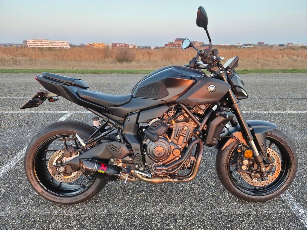 Yamaha MT-07 | Tech Black | Full Akrapovic | Y-AMT |, 700 cc, 2 cilinders, Motorrijbewijs A, Particulier