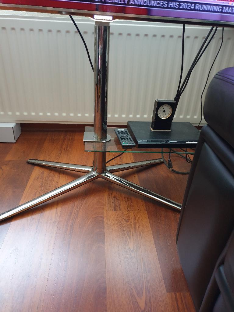 Samsung voet design vloerstandaard, Audio, Tv en Foto, Televisie-accessoires, Gebruikt, Ophalen