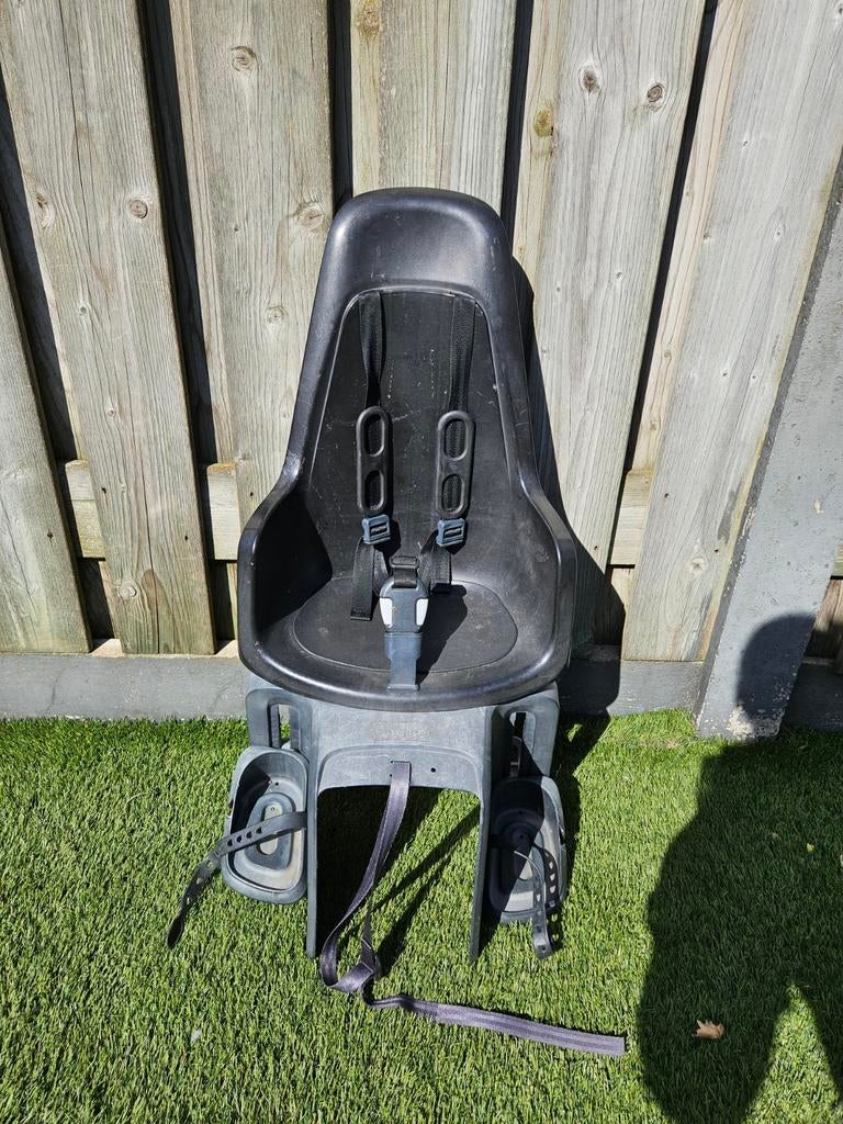 Bobike achterzitje met bevestiging., Ophalen, Gebruikt