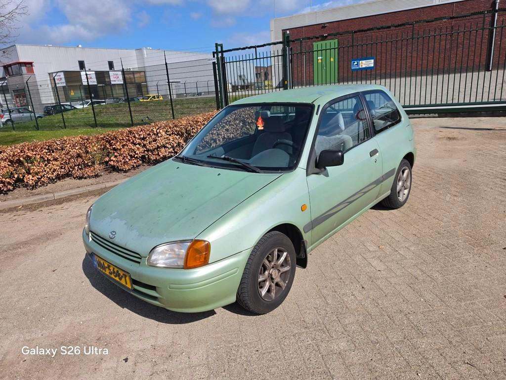 Toyota Starlet 1.3-16V ELEKTRISCHE PAKKET TREKHAAK INRUILKOO, 15 km/l, Gebruikt, 4 cilinders, Starlet