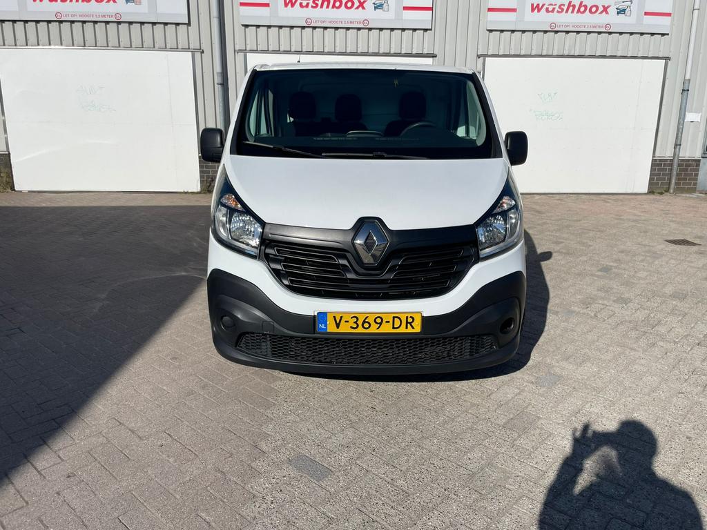 Renault Trafic L1H1 2017|Euro6|Navigatie|lease overname, Auto's, Bestelauto's, Euro 6, Renault, Wit, Origineel Nederlands