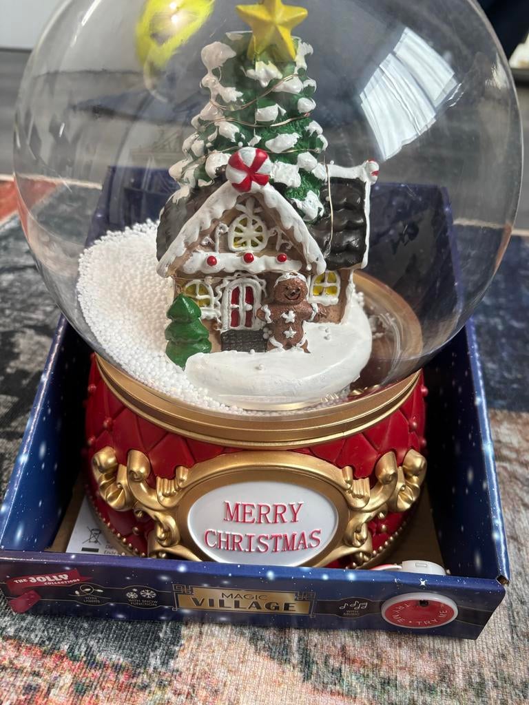 Sneeuwbol met muziekje en lampjes, Ophalen, Nieuw