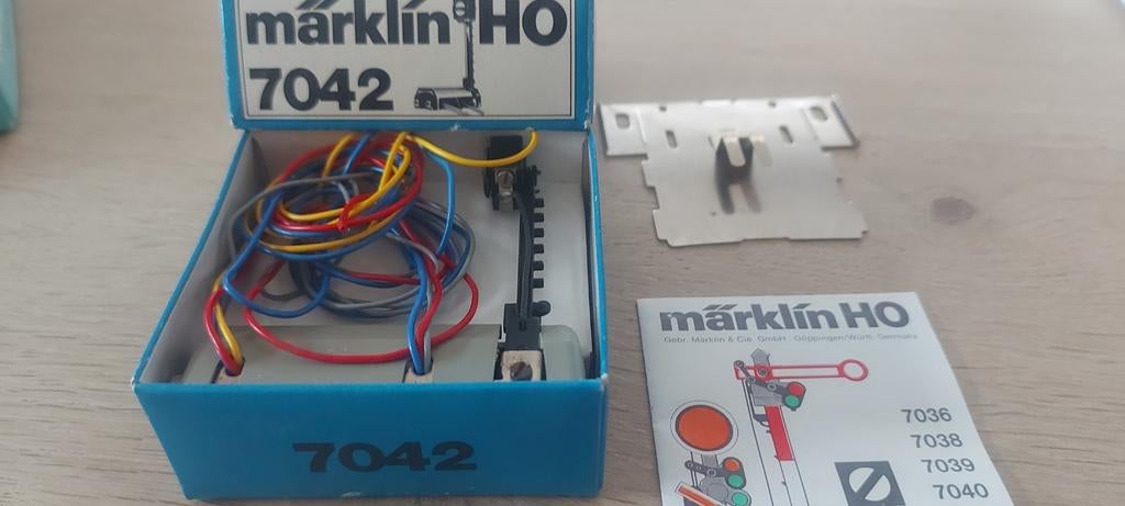 Märklin afsluitsein artnr 7042 in ovp, Wisselstroom, Wagon, Ophalen of Verzenden, Zo goed als nieuw
