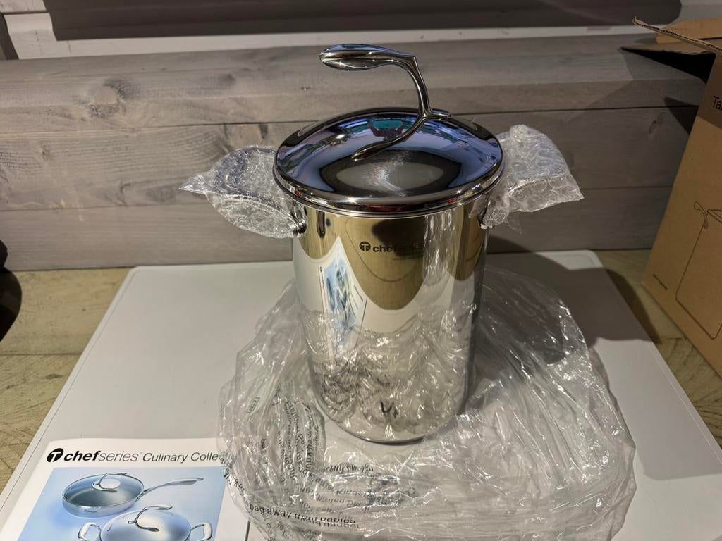 Tupperware Spaghetti Tall Casserole - Pots, Ophalen of Verzenden, Zo goed als nieuw, Nvt, Nvt