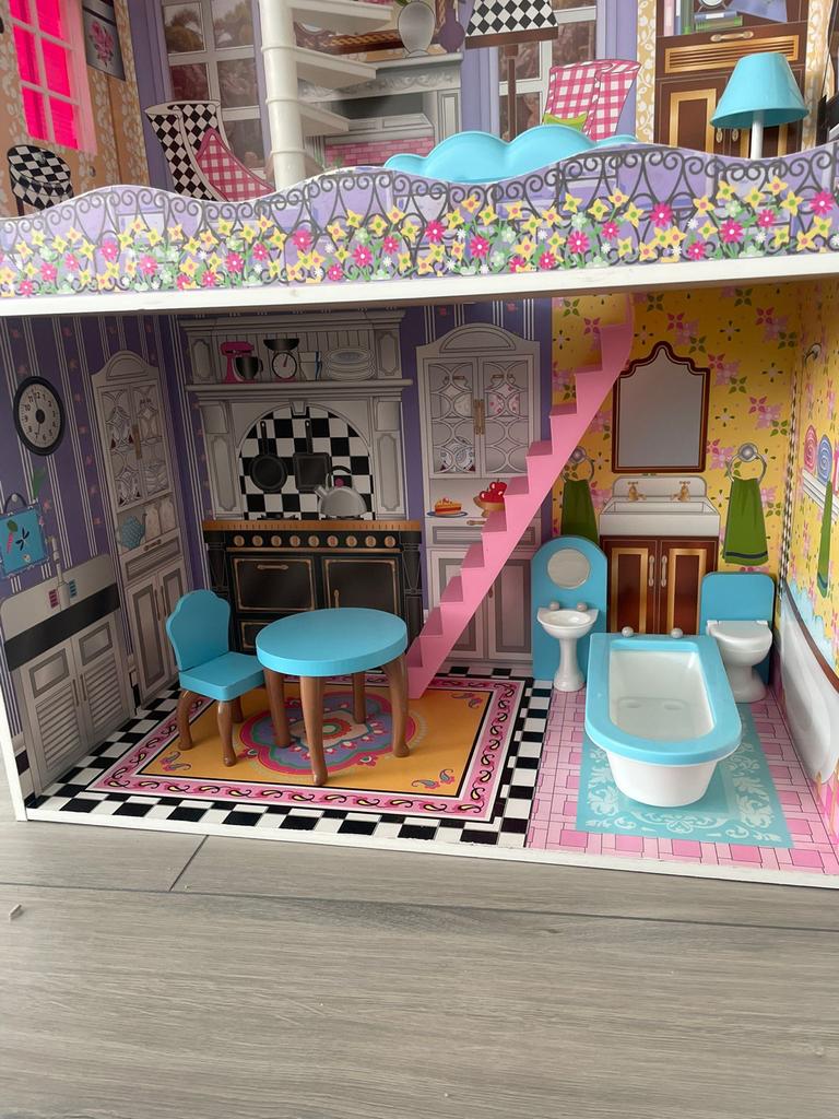 Grote Poppenkast / Poppenhuis met Meubels, Kinderen en Baby's, Ophalen, Zo goed als nieuw, Meisje