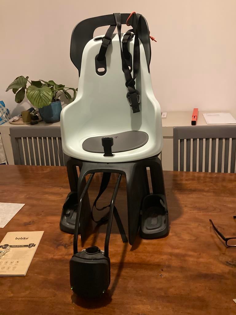 Bobike stoeltje met framebuis bevestiging, Fietsen en Brommers, Fietsaccessoires | Fietsstoeltjes, Ophalen, Achterzitje, 9 t/m 18 kg