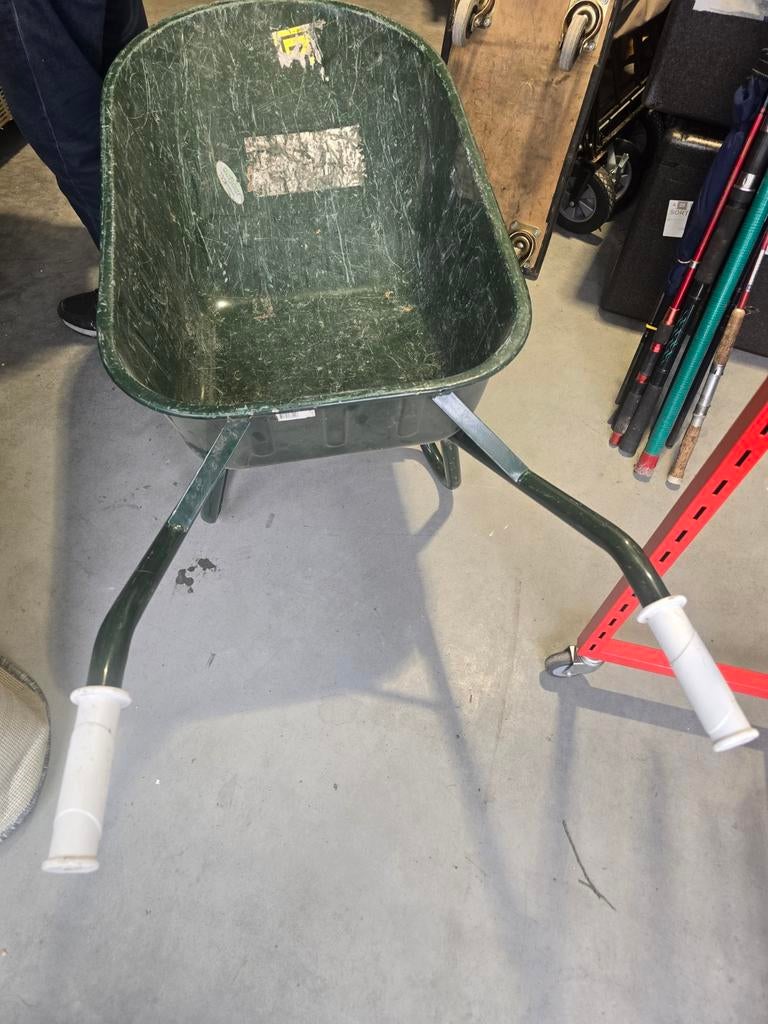 Groene kruiwagen met geel wiel, Tuin en Terras, Kruiwagens, Ophalen, Gebruikt, Handmatig, Eenwielig