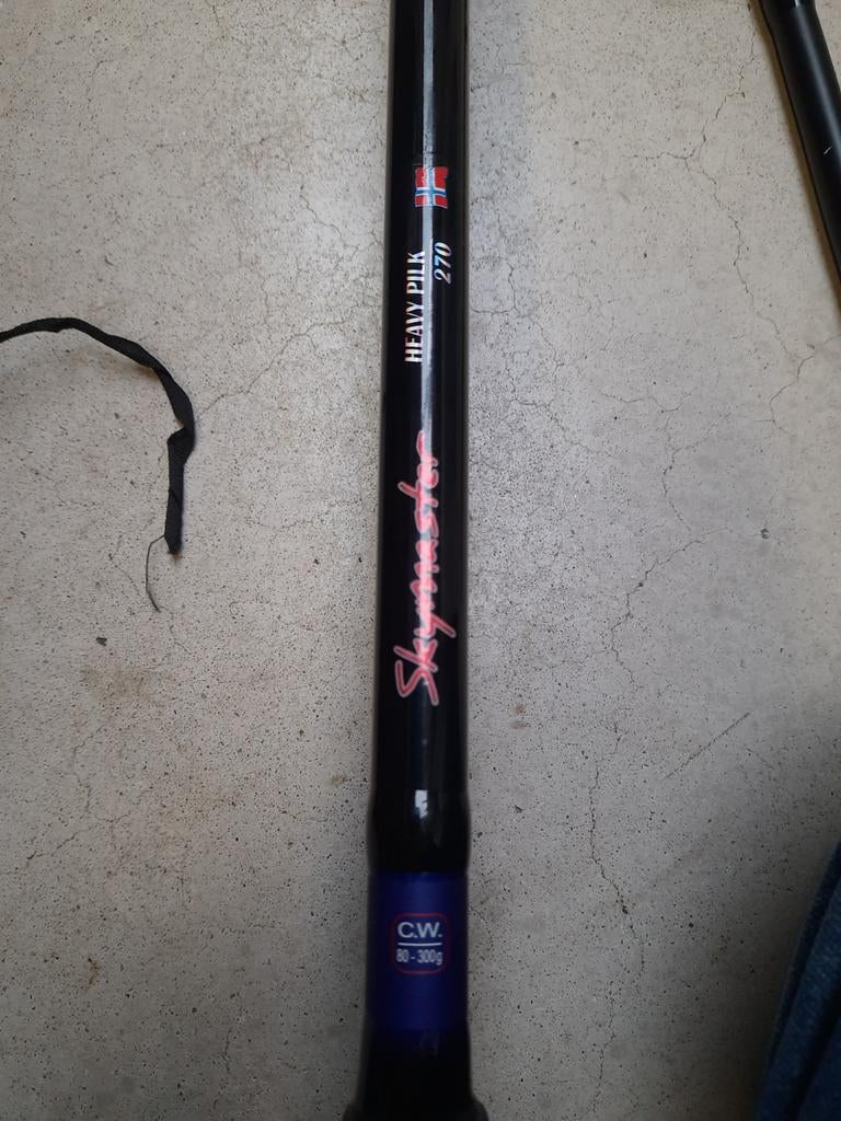 2 Saenger Skymaster Pilk Werphengels 2.70m 80-300gram, Watersport en Boten, Duitsland, Nieuw, Ophalen of Verzenden, Saenger