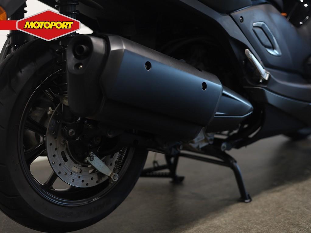 Yamaha Tricity 300 (bj 2021), Scooter, 300 cc, Klantenservice@yamaha-motor.nl, Koolhovenlaan 101
1119 NC  Schiphol-Rijk, NL