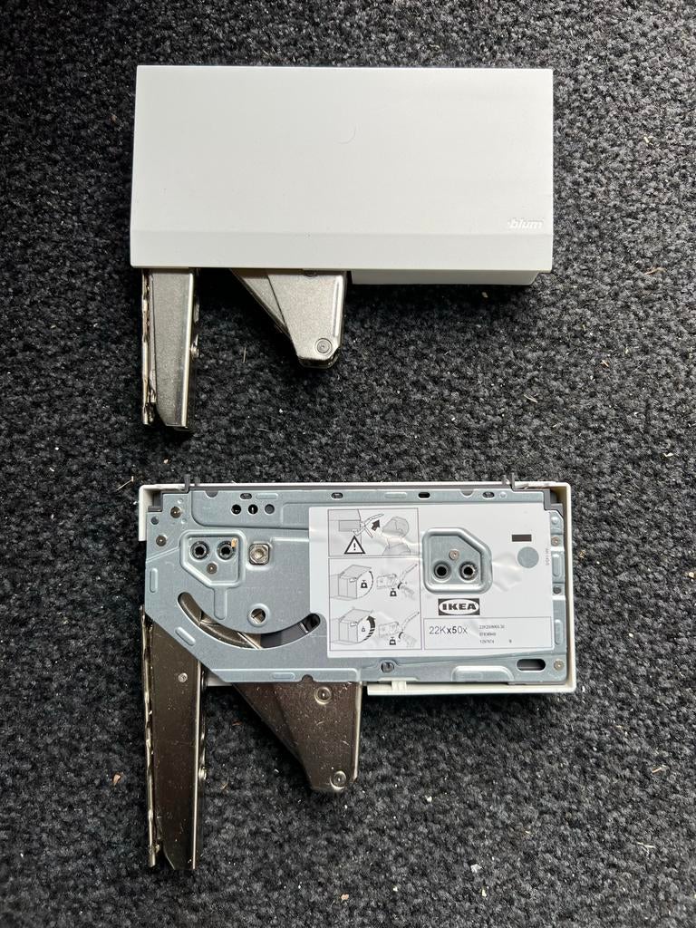 IKEA Utrusta scharnier met demper horizontale deur - 8 stuks, Gebruikt, Wit, Minder dan 100 cm, 25 tot 50 cm