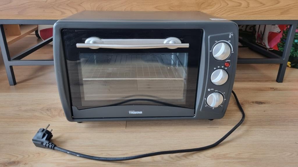 Tristar mini oven, Ophalen, Zo goed als nieuw, Vrijstaand