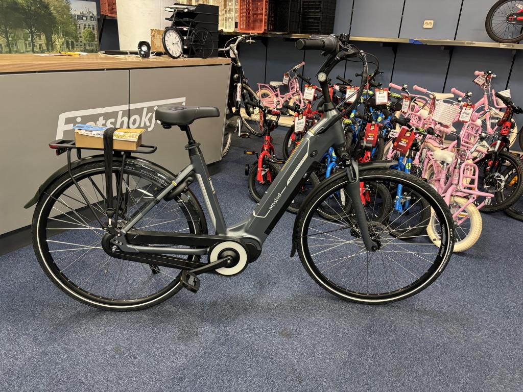 Fietshokje Raaks : Amslod Wellington Mid-motor s7 NIEUW