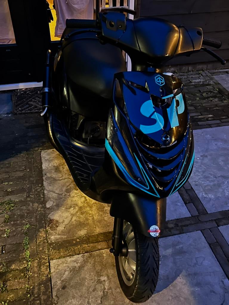 Zip 125 ddl, Ophalen of Verzenden, Zo goed als nieuw